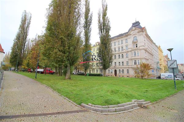 Byt 2+1, OV, 81 m2, Praha 5 - Janáčkovo nábřeží