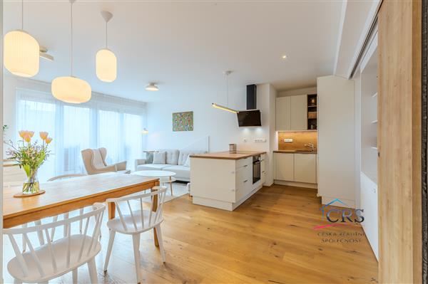 Byt 2+kk/T, 71,7 m2, OV, cihla, Praha 6 - Bubeneč