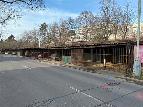 Garáž, Praha 4 - Družstevní vlastnictví