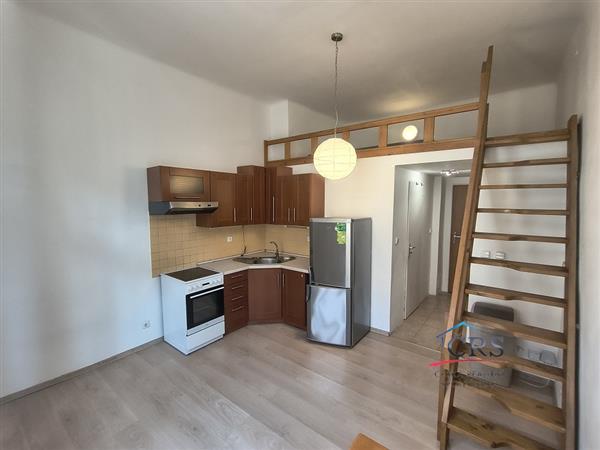 Pronájem světlého bytu 1kk 25m2