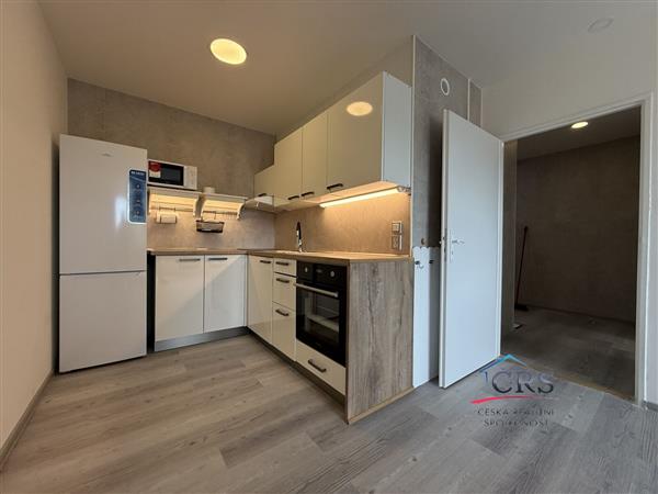 2+kk/L, 49 m2, OV, Panel, Praha 9 - Prosek